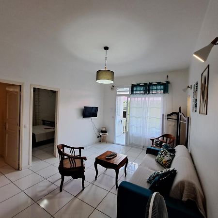 Appartement Entier A Terre De Haut - Chez Odile Екстериор снимка