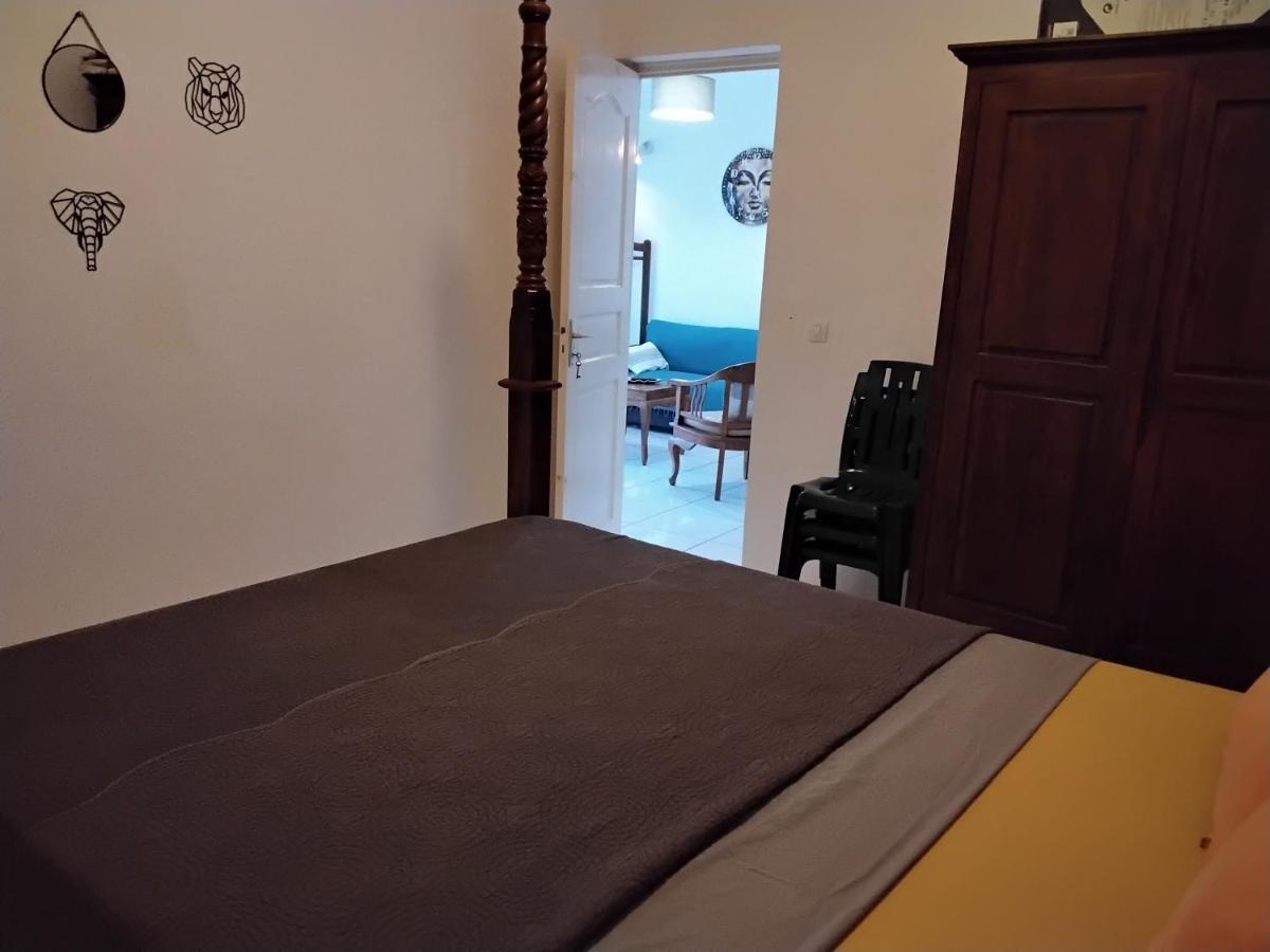 Appartement Entier A Terre De Haut - Chez Odile Екстериор снимка